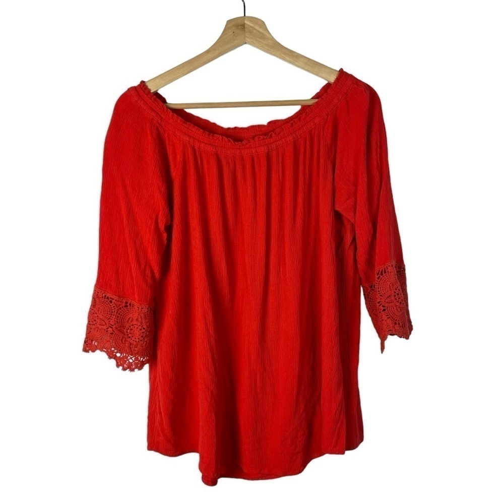 Chelsea & Theodore Red Lace‎ Sleeve Cold Shoulder Long Sleeve Blouse M
